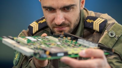 Technicien Developpeur Informatique Devenir Technicien Developpeur Informatique Dans L Armee De L Air